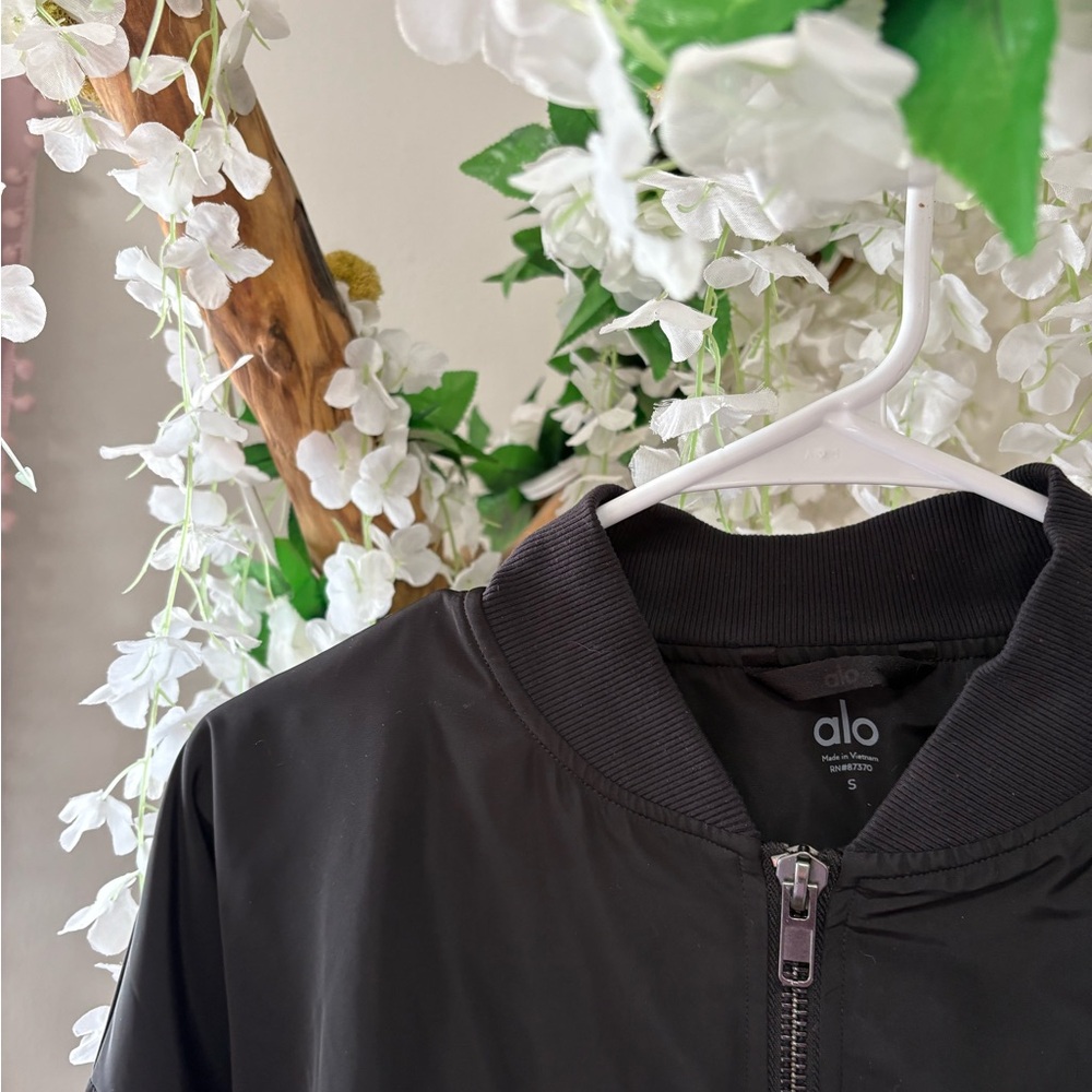 ALO Yoga It Girl Black Bomber Jacket - Picture 6 of 9